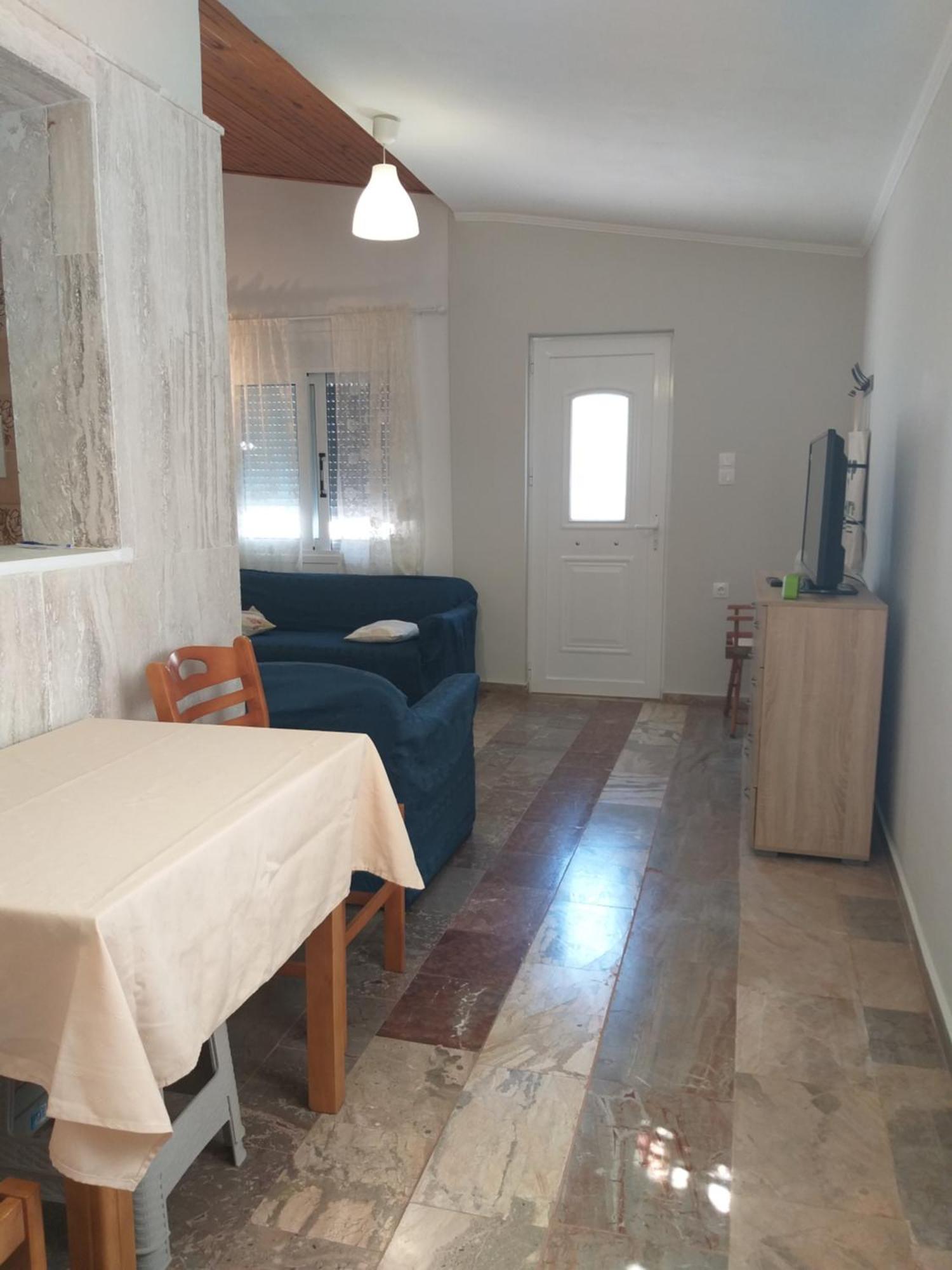 Skala Central House Bagian luar foto