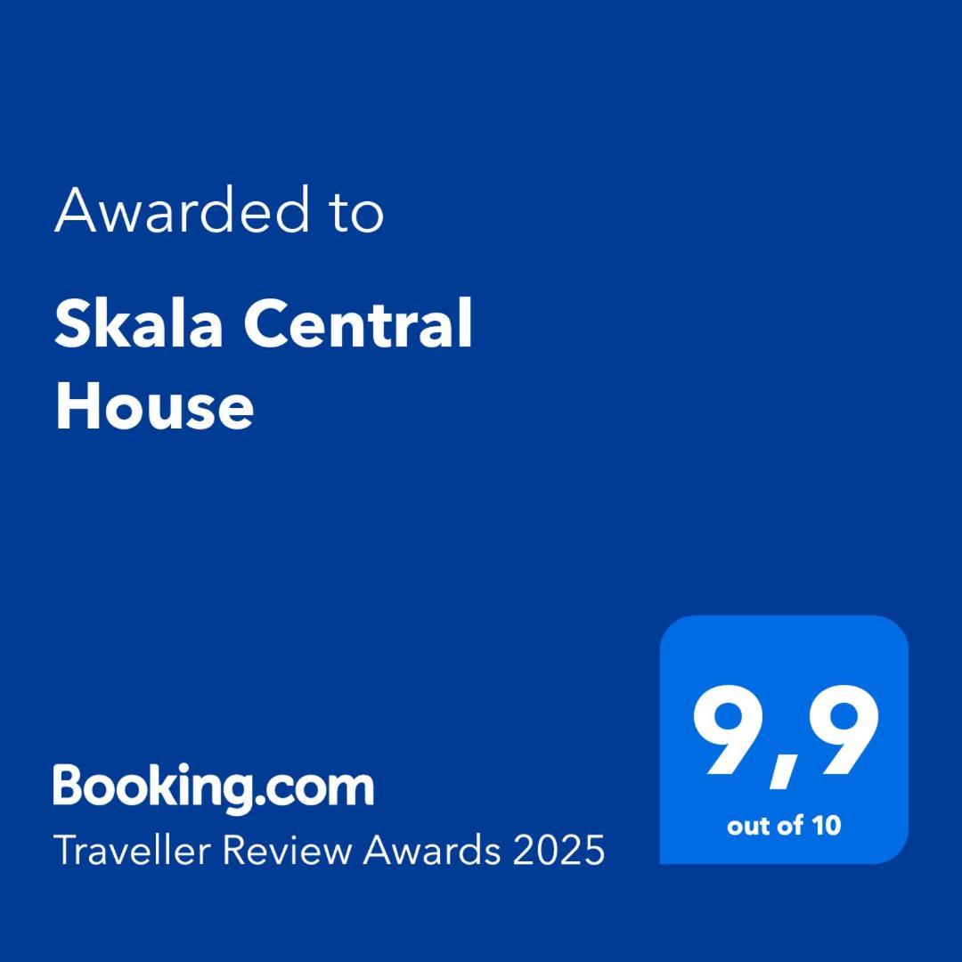 Skala Central House Bagian luar foto